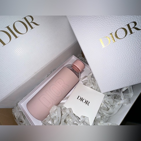 NIB Limited Edition Christian Dior Glass Water Bottle - Picture 2 of 9